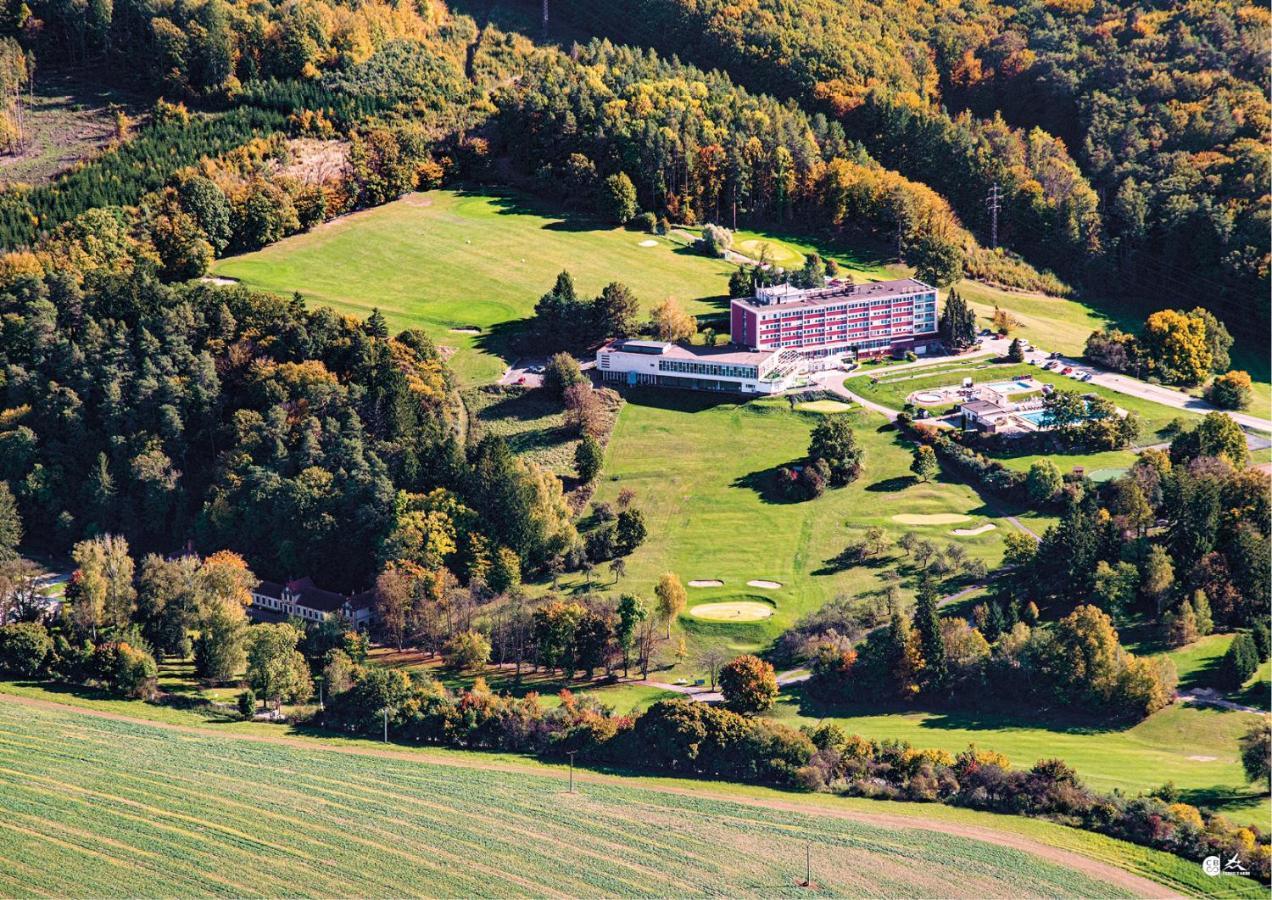 Hotel Lazne Kostelec Zlín Buitenkant foto